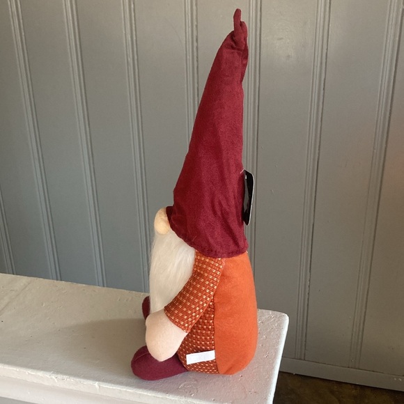 BNWT- 17.5”x 7.5”- Adorable- Red & Orange- Fall Harvest Gnome Decoration - Picture 8 of 17